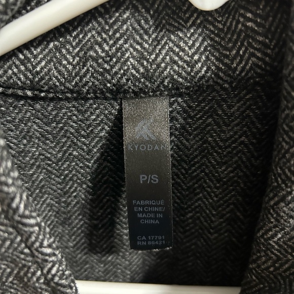 Kyodan Black and White Herringbone Pullover - Picture 3 of 4